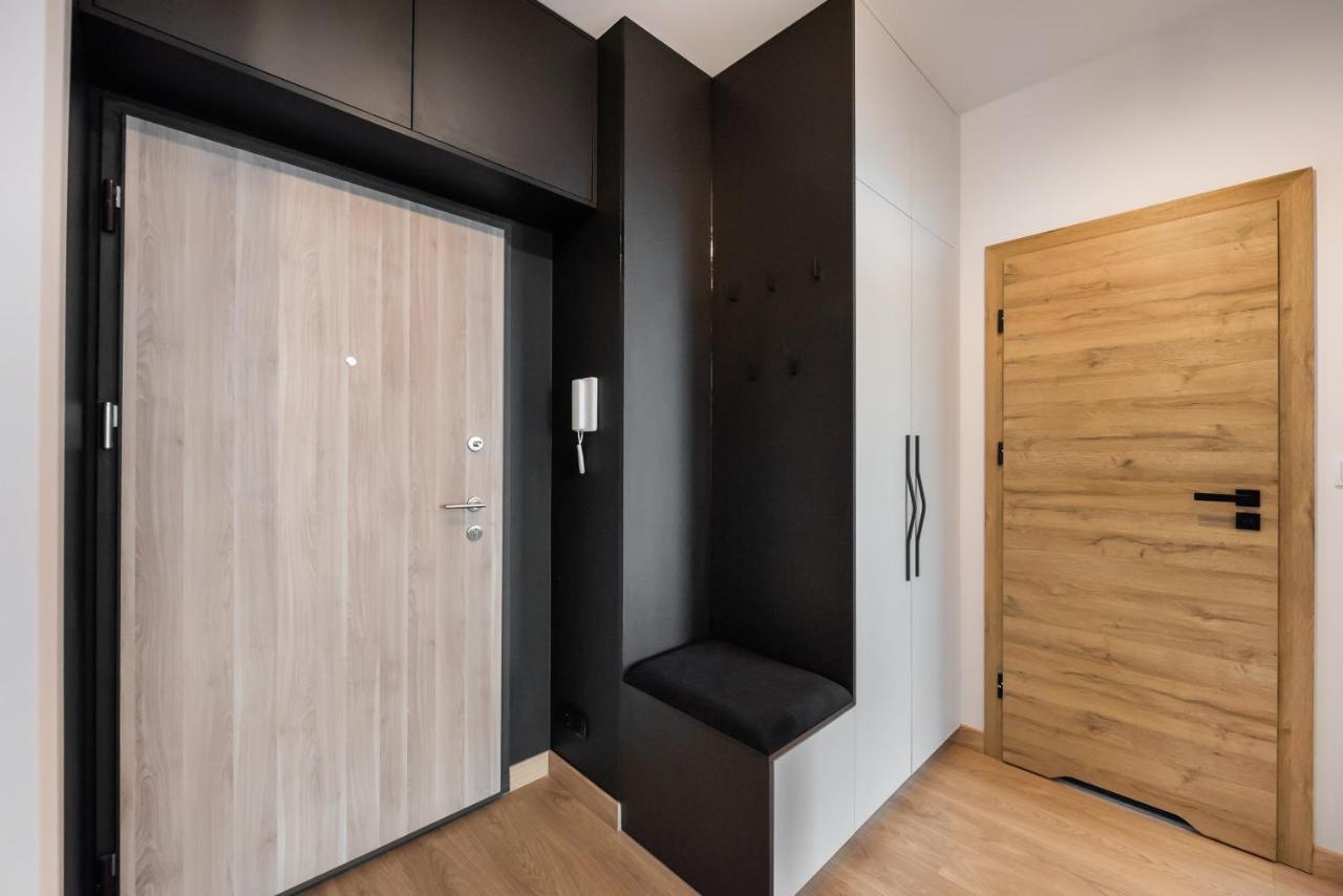 Wola Skwer Sunny Apartment วอร์ซอ ภายนอก รูปภาพ